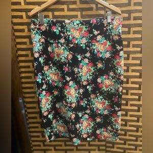 LULAROE black floral pencil skirt women’s xl